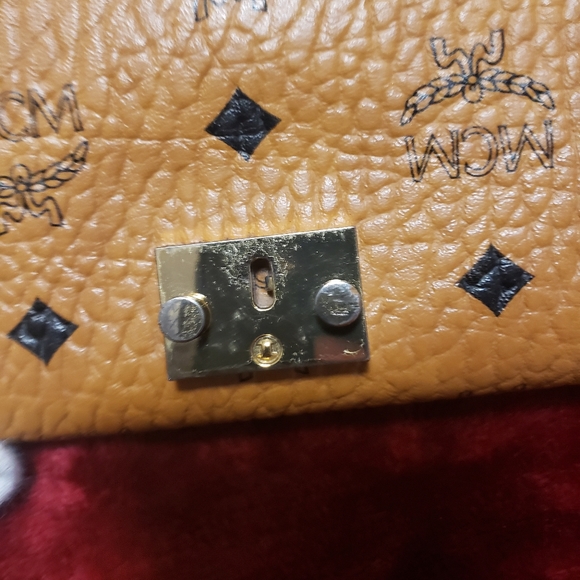 MCM bag - crossbody - Picture 4 of 13